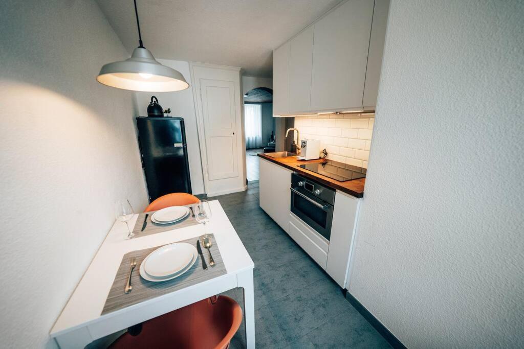 Thenest Glarus Studio-Apartment Exterior foto